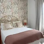 Nicolosa Apartment *