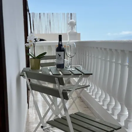 Nicolosa Apartamento *