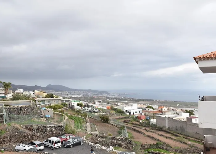 Nicolosa Апартаменти