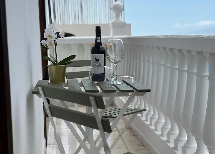 Nicolosa Апартаменти *