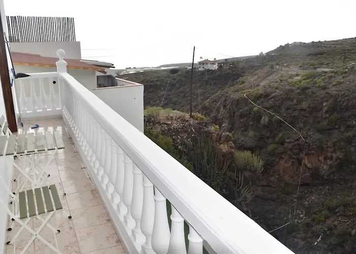 Nicolosa Апартаменти Адехе